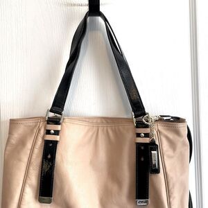 Cole Haan Large Leather Hand Bag with Shoulder Strap. Beige.